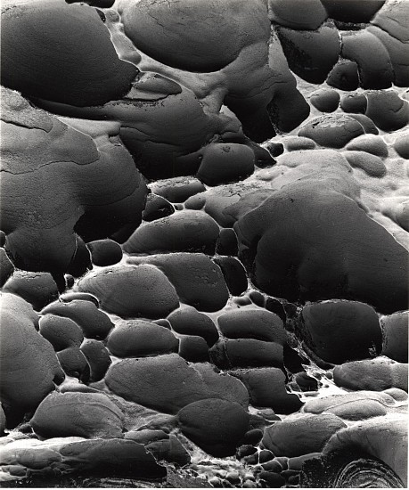 Brett Weston, UNTITLED (ROCK FORMATION, OREGON), 1975
Silver Gelatin Print, 14 x 11 in. (35.6 x 27.9 cm)
WES166
$5,000
Gallery staff will contact you 72 hours after purchase regarding any additional shipping costs.