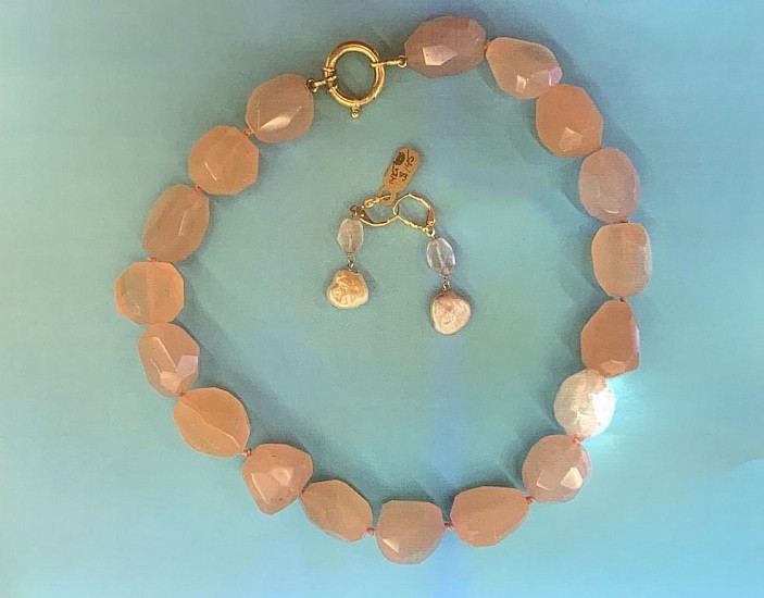 Caroline Bartlett, ROSE QUART AND PEACH PEARL EARRINGS
Rose Quart and Peach Pearl with 14K Gold Clasps
BART001
$145
Gallery staff will contact you 72 hours after purchase regarding any additional shipping costs.