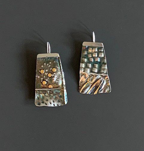 Elyse Bogart, #465 EARRINGS
Fold-Formed, Chased, and Hammer-Textured Sterling Silver, 22K Gold, Patina
EBOG#465
$395
Free Domestic Shipping