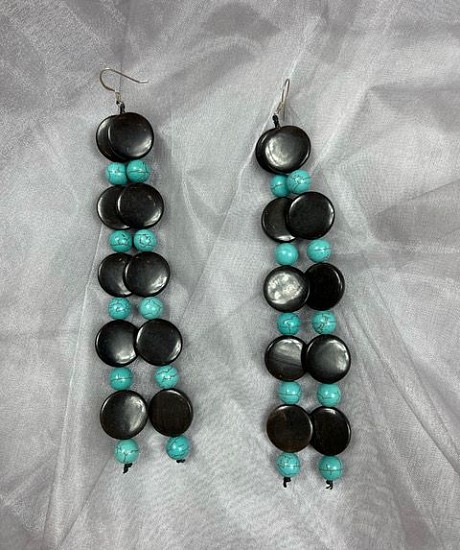 Stella Thomas Designs, HORN TURQUOISE EARRINGS
Horn and Turquoise
THOM327
$200
Gallery staff will contact you 72 hours after purchase regarding any additional shipping costs.